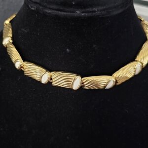 Elegant Choker Necklace